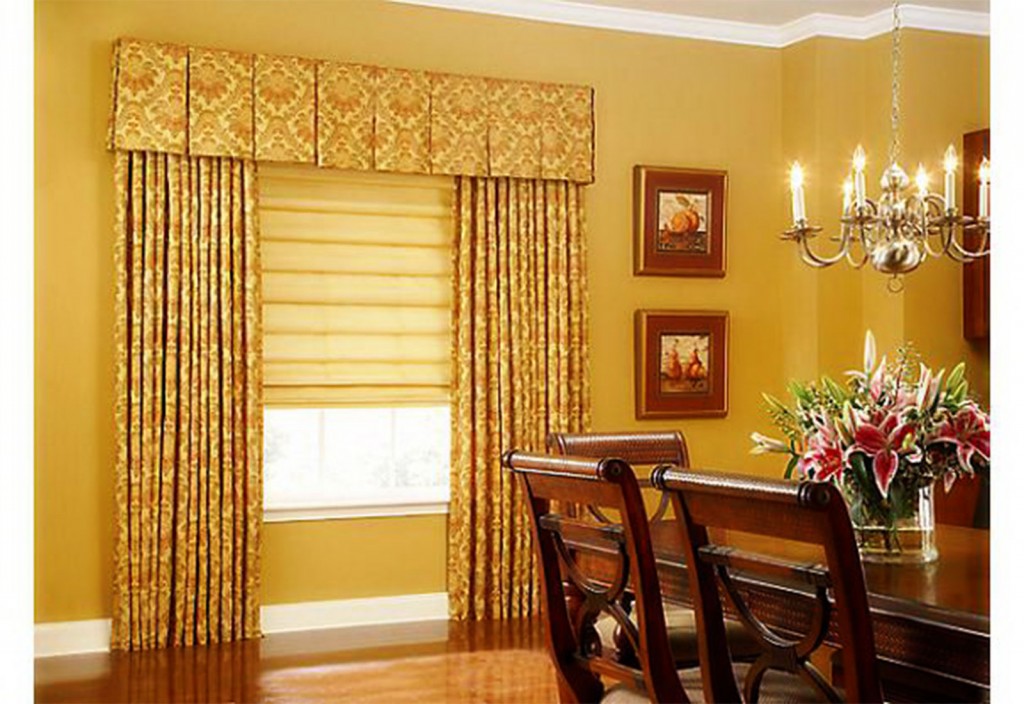 Golden Brocade For A Stunning Dining Area in Kitchen