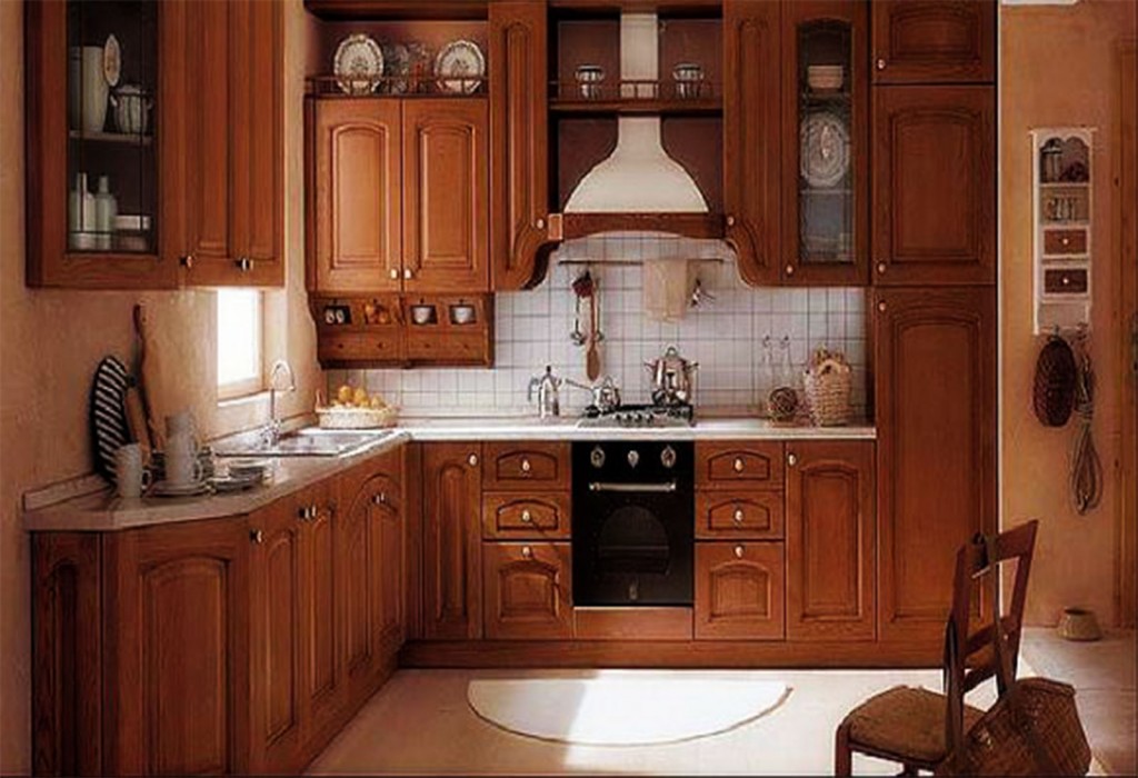 Traditional Style Kitchen In Hardwood Finish in Kitchen