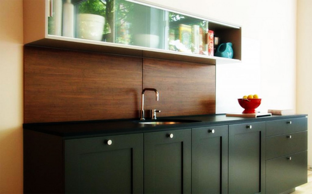 Wooden Backsplash Kitchen Counter in Kitchen