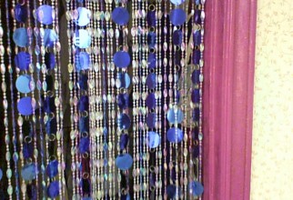 700x525px Beaded Doorway Curtains Picture in Curtain