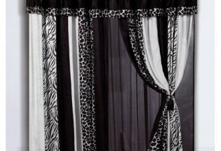 500x500px Black And White Window Curtains Picture in Curtain