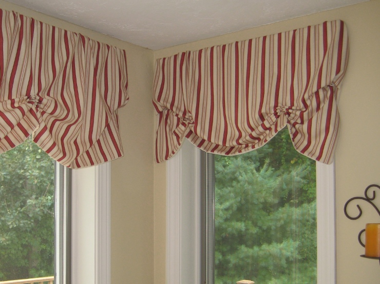 Curtain Toppers in Curtain