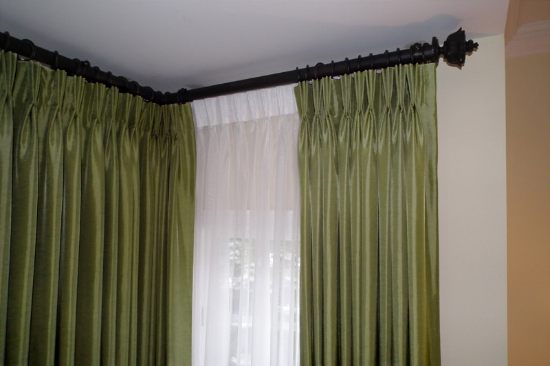 Corner Window Curtain Rod in Curtain