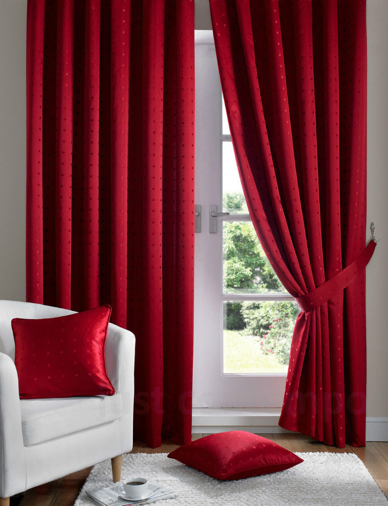 Heavy Curtains in Curtain