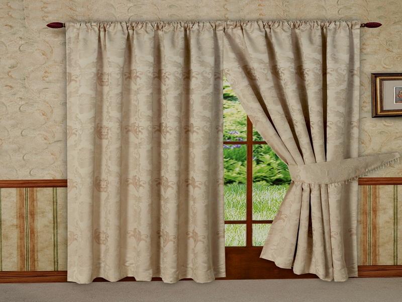 Make Your Own Curtains in Curtain