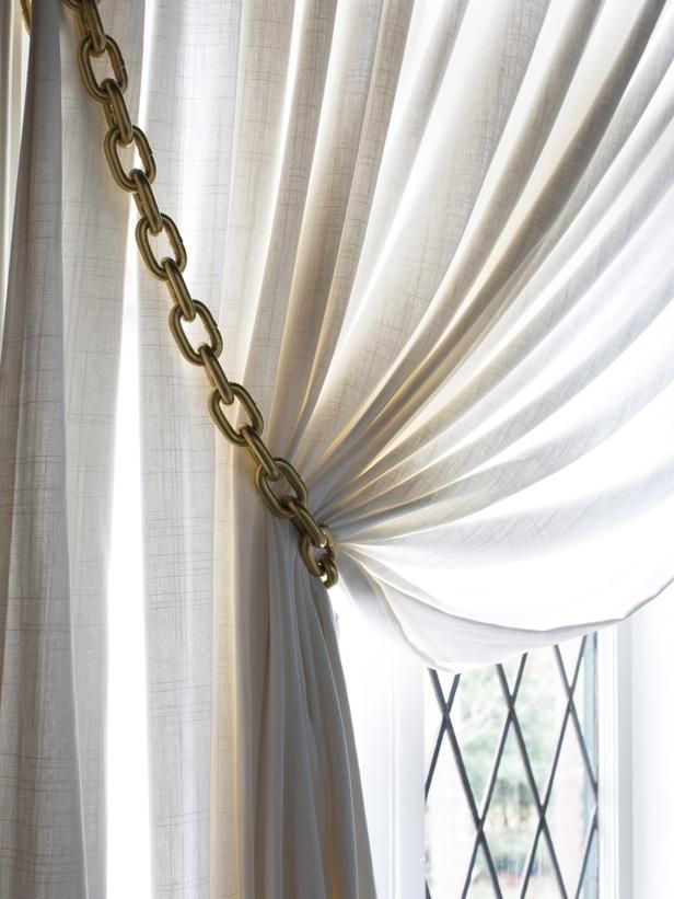 Chain Curtains in Curtain