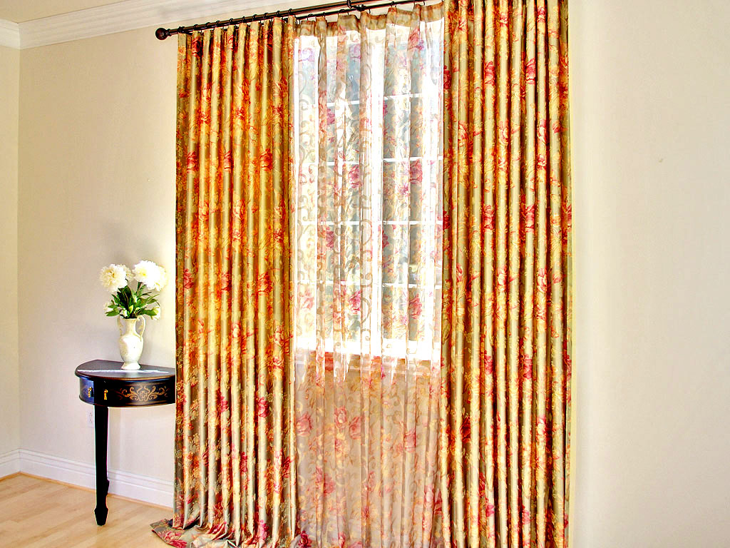 Floral Curtain Panels in Curtain