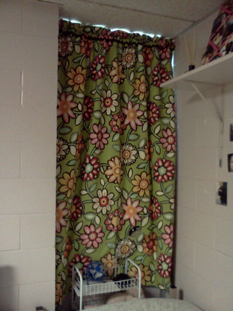 Dorm Room Curtains in Curtain