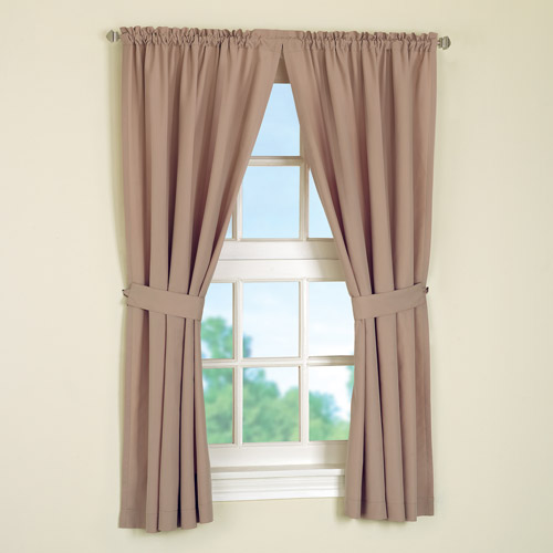 Mainstay Curtains in Curtain