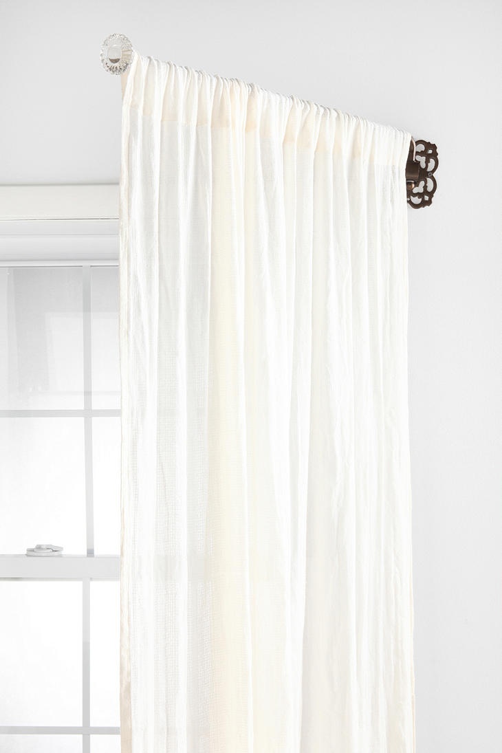 Swinging Curtain Rods in Curtain
