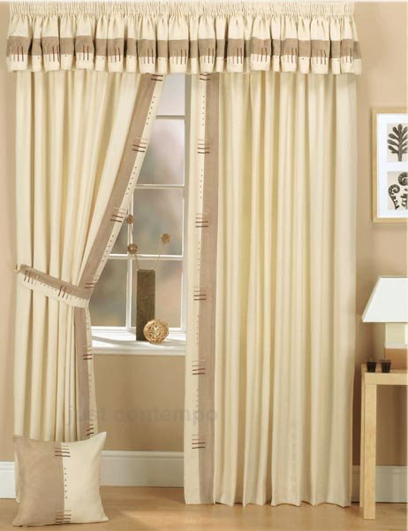 Waverly Kitchen Curtains in Curtain