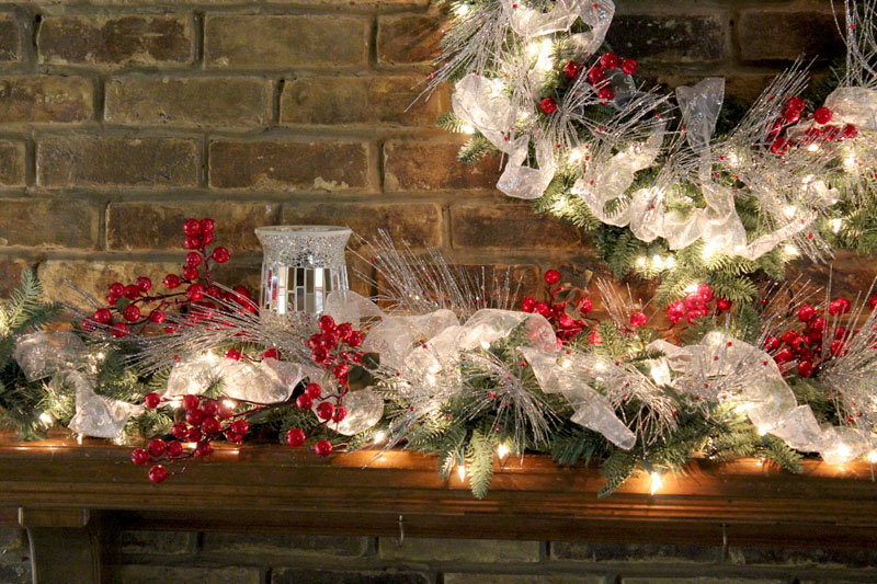 Christmas Decorating Ideas For Mantels in Interior Design