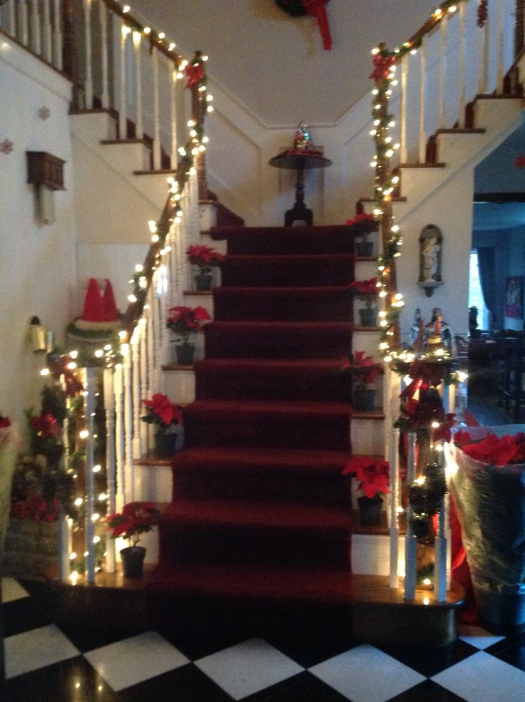 Christmas Staircase Decorations in Interior Design