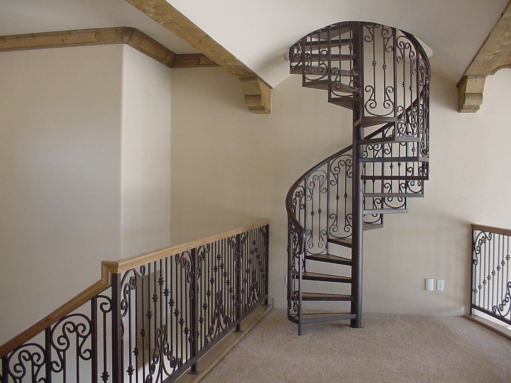 Circular Staircase Design in Interior