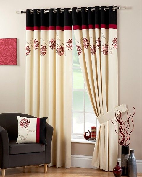 Classic Curtains in Curtain