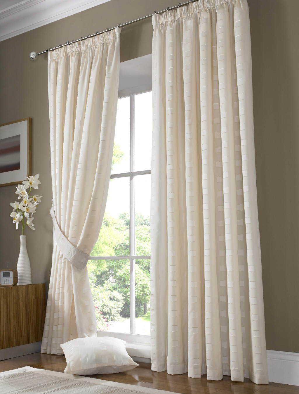 Curtains Or Blinds in Curtain