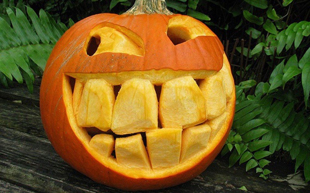 Funny Pumpkin Carving Ideas in inspiration
