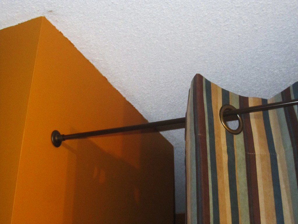 How To Put Up A Curtain Rod in Curtain