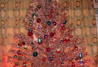 500x587px Retro Christmas Tree Picture in inspiration
