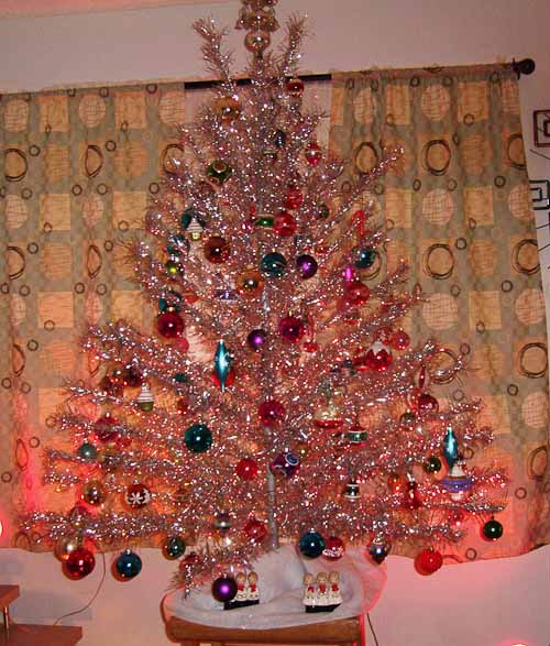 Retro Christmas Tree in inspiration