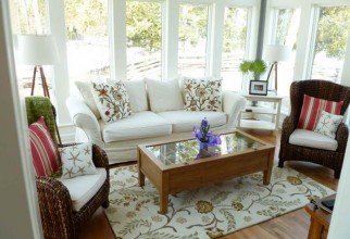 800x600px Small Sunroom Picture in Living Room