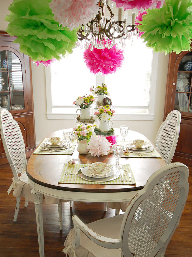 Table Decorations For Spring in Table