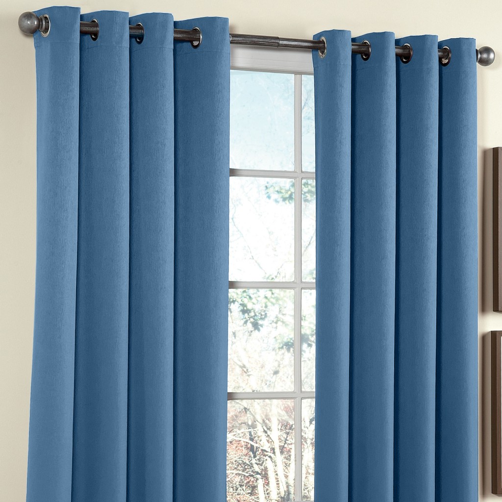 Thermal Grommet Curtains in Curtain