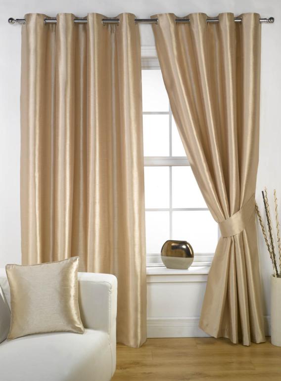 Used Curtains in Curtain