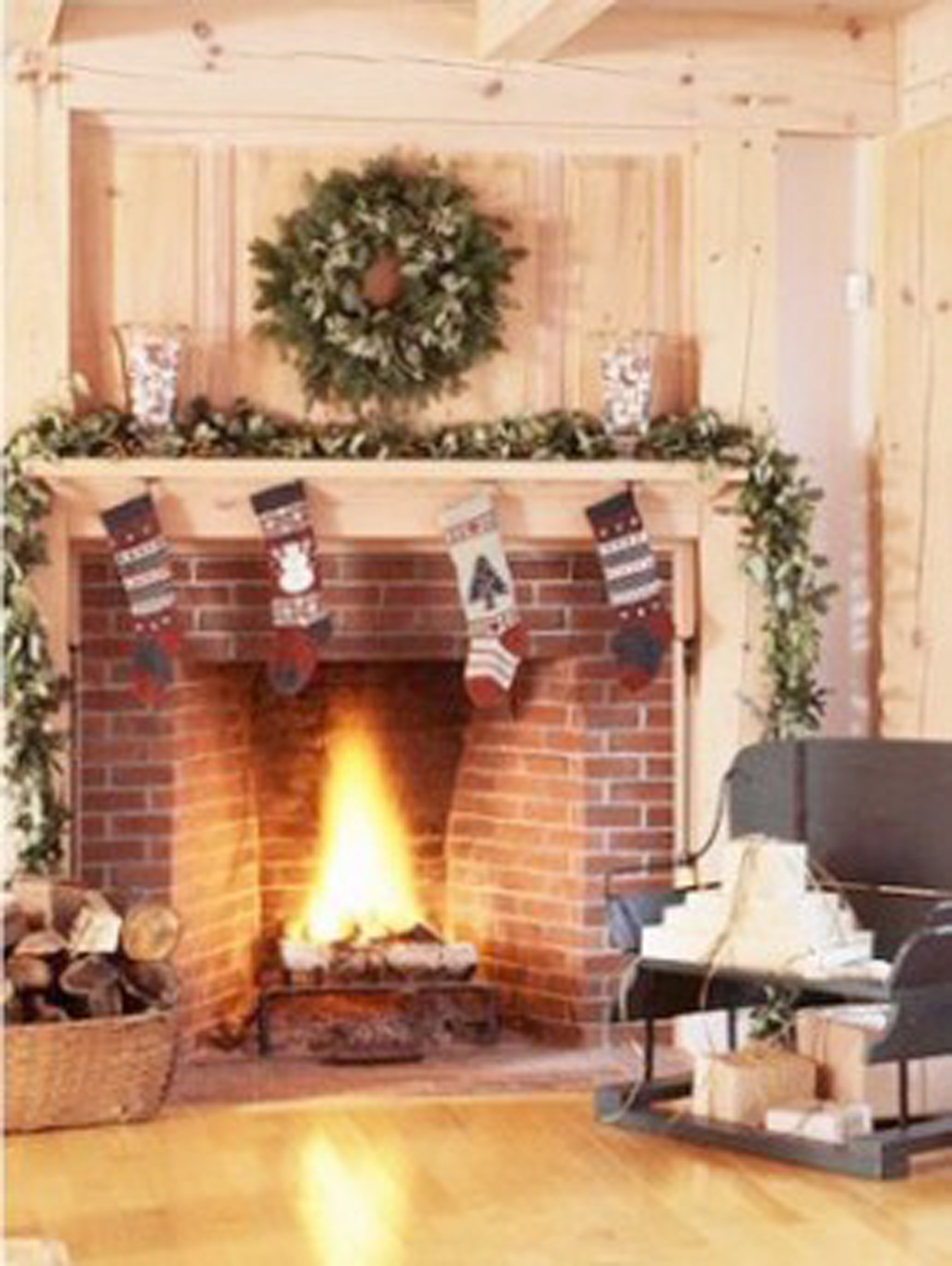 Fireplace Christmas Decorations Ideas in Fire Place