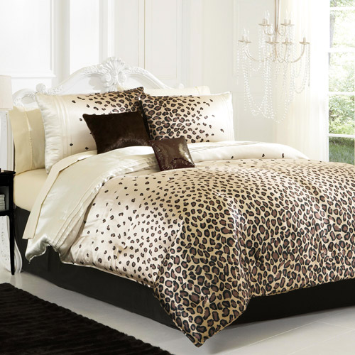 Leopard Print Bedroom Ideas in Bedroom