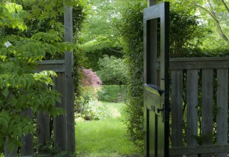 662x990px Lovely  Traditional Vegetable Garden Fence Designs Ideas Picture in Garden Fence